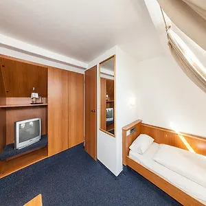 Hotel Antares Duesseldorf 3*, Dusseldorf