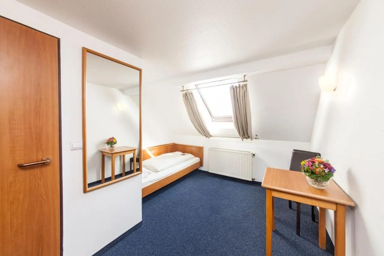 Hotel Antares Duesseldorf 3*, Dusseldorf